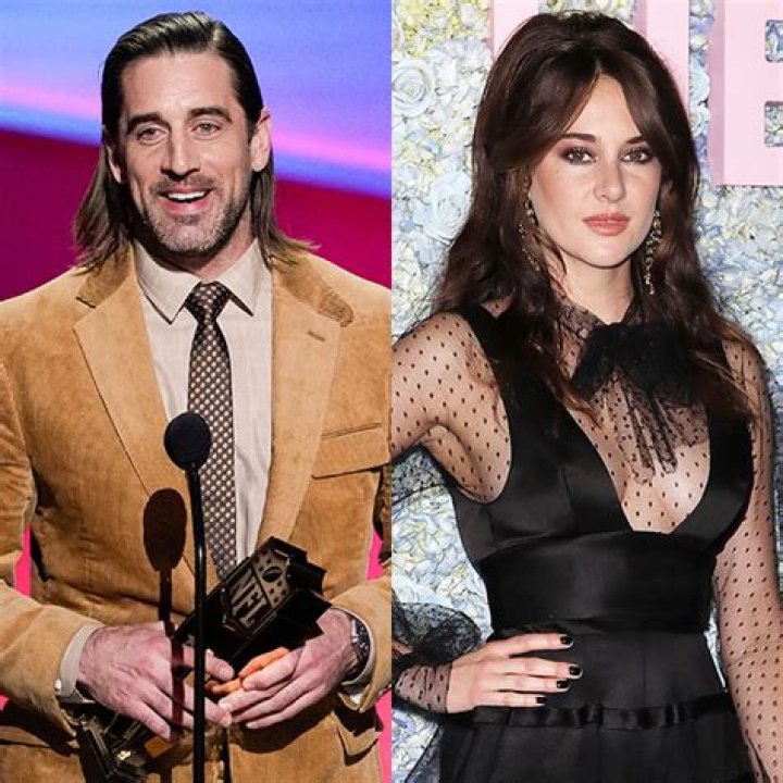 Aaron Rodgers Reportedly Brings Shailene Woodley To Wedding He Officiates After Split