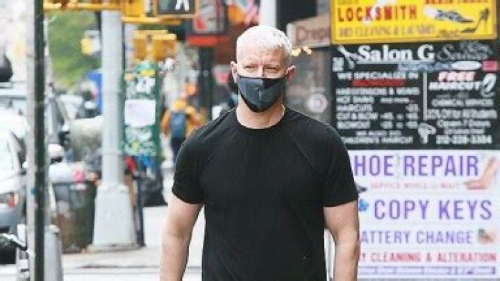 Anderson Cooper Wears Protective Gear Outside In 1st Pic Since Revealing Newborn Son