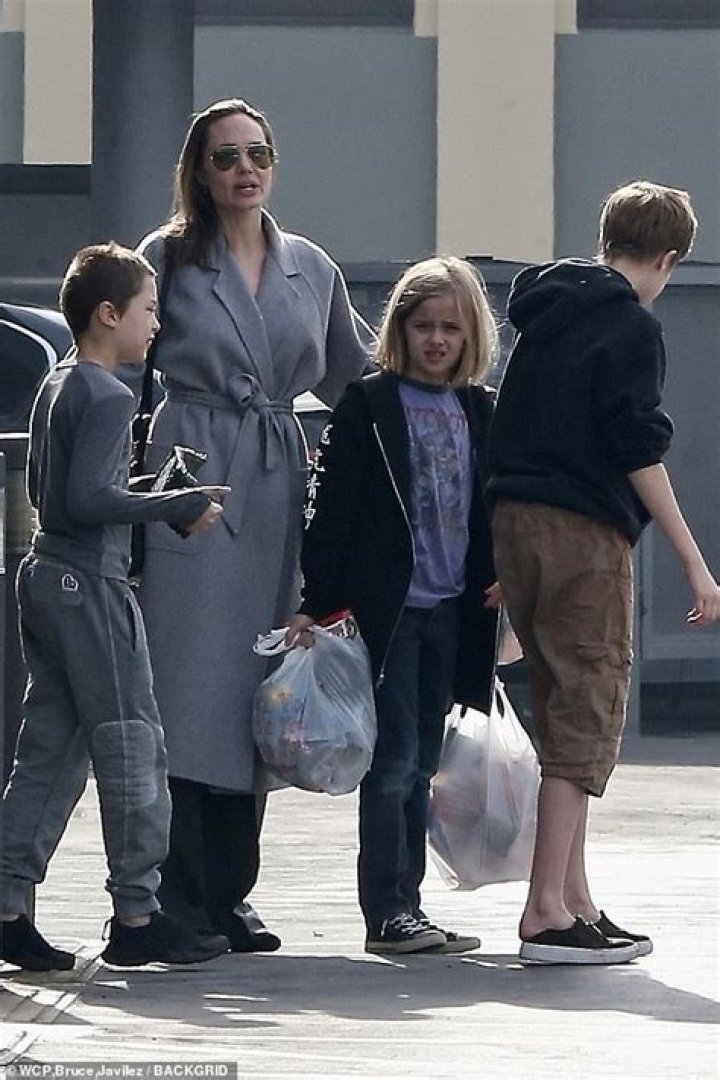 Angelina Jolie Runs Holiday Errands With Her Kids After Settling Custody With Brad Pitt