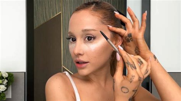 Ariana Grande Skin Care Secret — How To Get Her Perfect Skin – Hollywood Life
