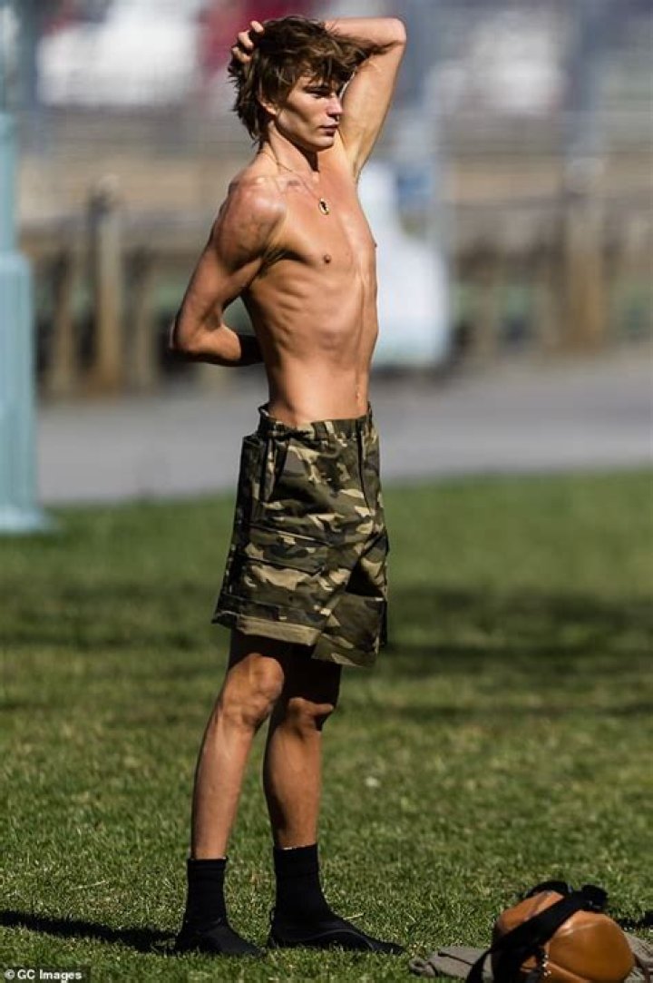 Bella Hadid Snuggles With Shirtless Model Jordan Barrett In NYC — New Romance?