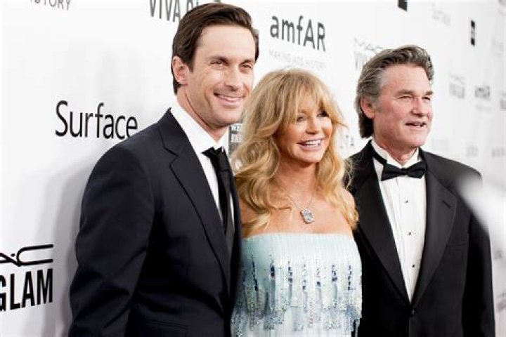 Bill Hudson Slams Goldie Hawn For Ruining His Relationship With Oliver & Kate – Hollywood Life