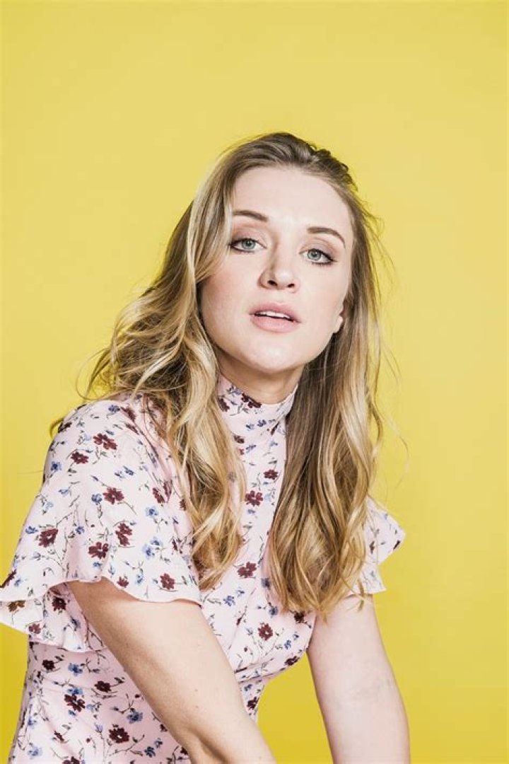 Chelsea Frei — Exclusive HollywoodLife Portraits