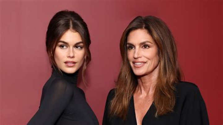Cindy Crawford, 56, & Daughter Kaia Gerber, 20, Look Like Twins Pumping Gas: Photos