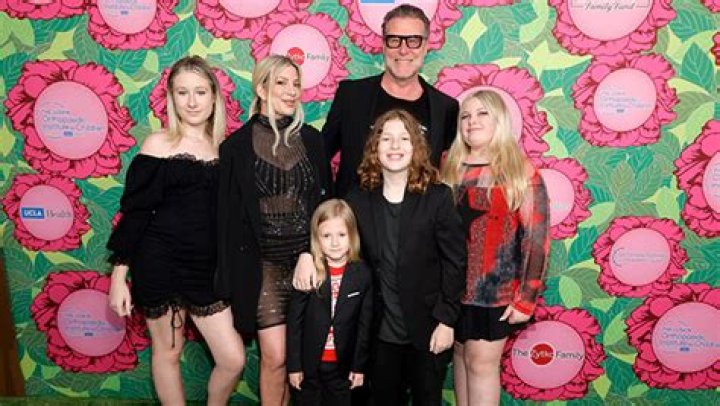 Dean McDermott Hasn’t Seen Tori Spelling & Their Kids in 5 Months – Hollywood Life