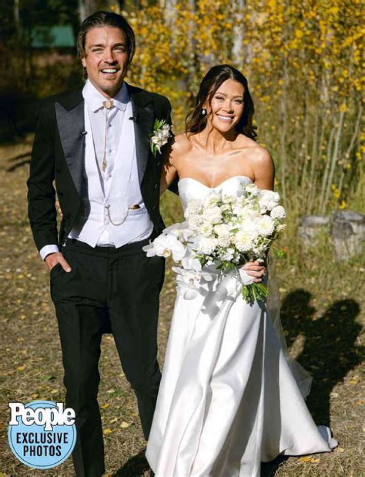 Dean Unglert Reveals Why There’s Less ‘Pressure’ Dating Caelynn Than His Other Bachelor Nation Exes 