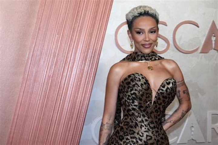 Doja Cat: Photos – Hollywood Life