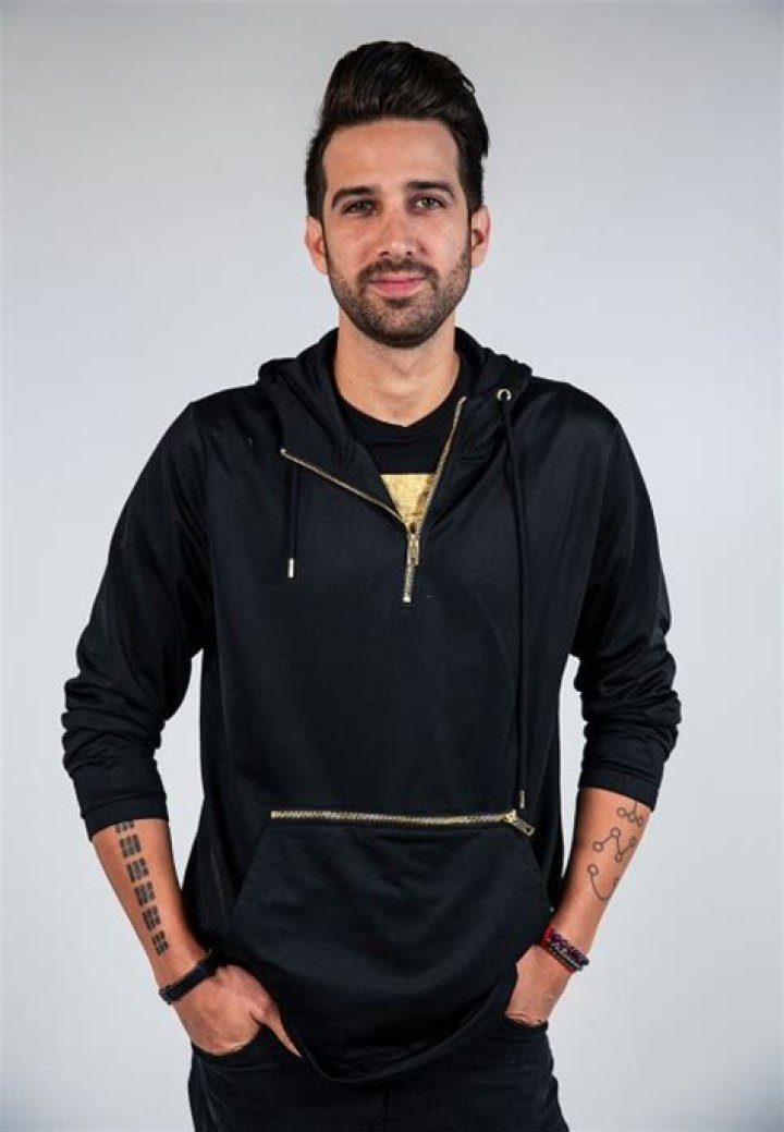 Elan & Adan Allende — Photos Of ‘Mexican Dynasties’ Stars