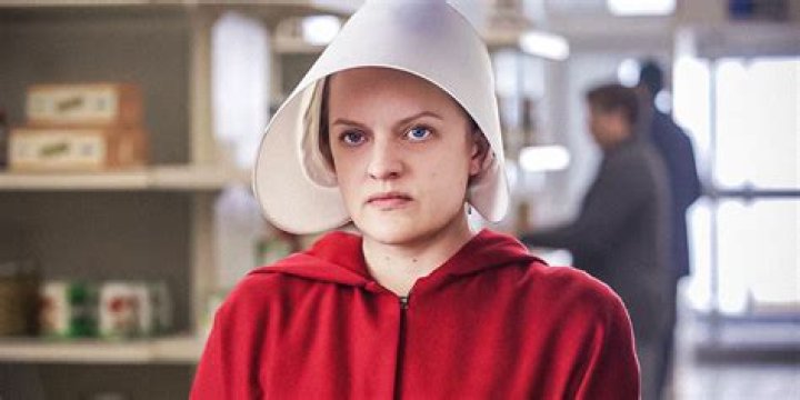 Elisabeth Moss Says ‘Handmaid’s Tale’ Didn’t Feel Like ‘Just Crazy Sci-Fi’ After Roe V. Wade Overturned