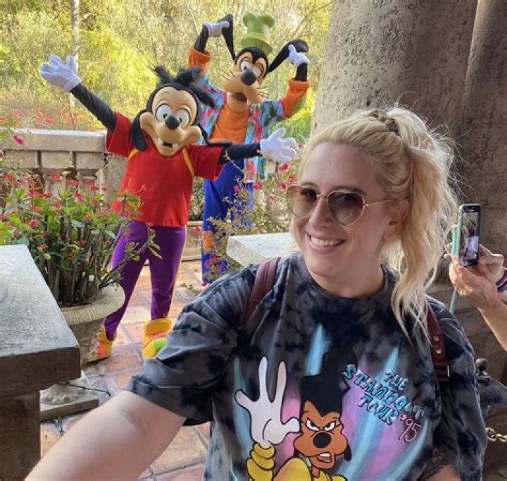 Everything To Know About His Child Kelly – Hollywood Life