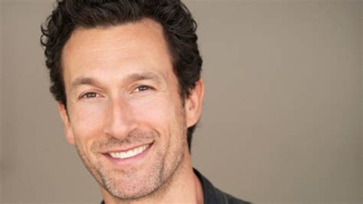 ‘Filthy Rich’ Star On Reverend Paul & Ginger’s Growing Relationship – Hollywood Life