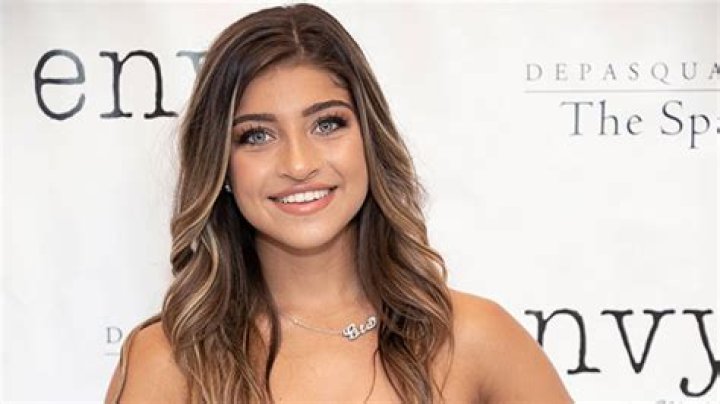 Gia Giudice Lounges On A Swing In Balenciaga Bikini During Bahamas Vacation