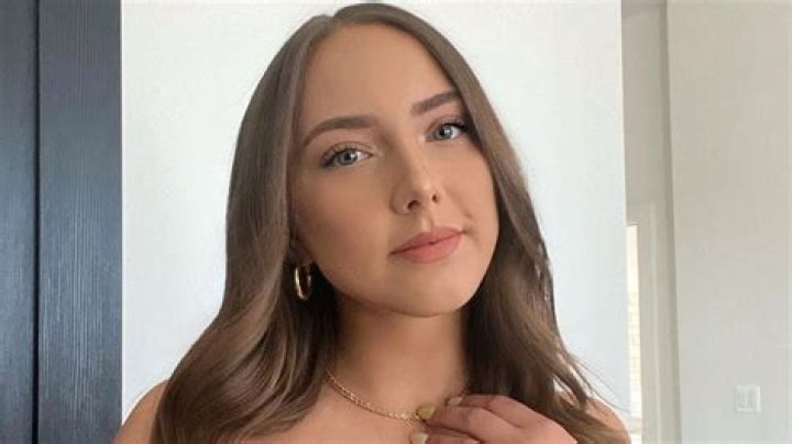 Hailie Scott Mathers, 23, Shares Stunning New Beauty Pic As She Tells Fans ‘Don’t Selfie & Drive’
