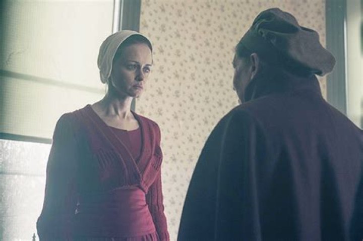 ‘Handmaid’s Tale’ Boss Reveals How Alexis Bledel’s Exit Impacted Season 5: ‘We Lost Puzzle Pieces’