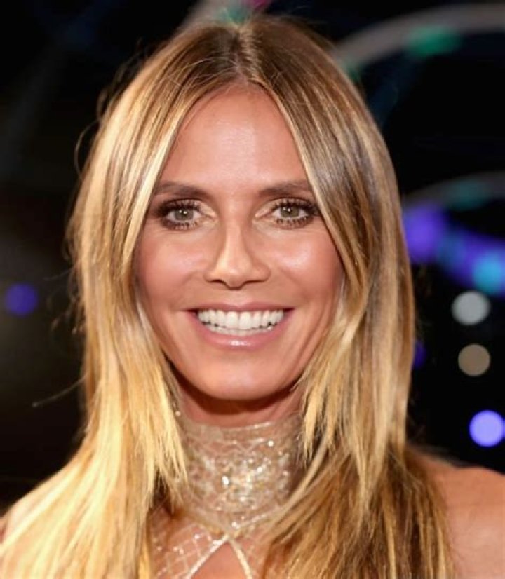 Heidi Klum Brushing Teeth In Only Her Underwear In Video: Watch – Hollywood Life
