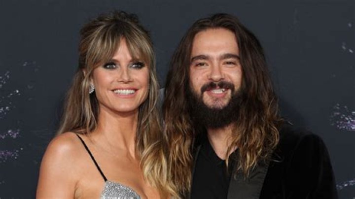 Heidi Klum & Husband Tom Kaulitz Sing ‘Frozen’ Song In Shower Video – Hollywood Life