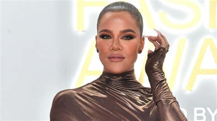 Her Melanoma Battle Explained & Updates – Hollywood Life