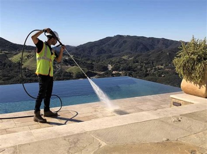 How Power Washing Pros is Keeping Los Angeles Clean