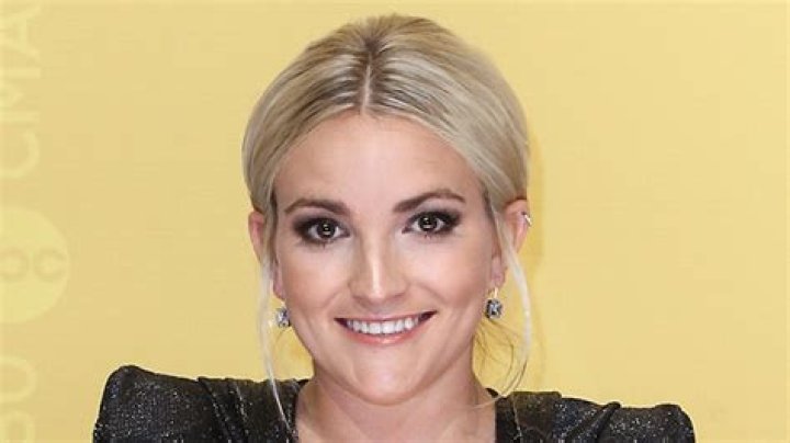 Jamie Lynn Spears Celebrity Profile – Hollywood Life