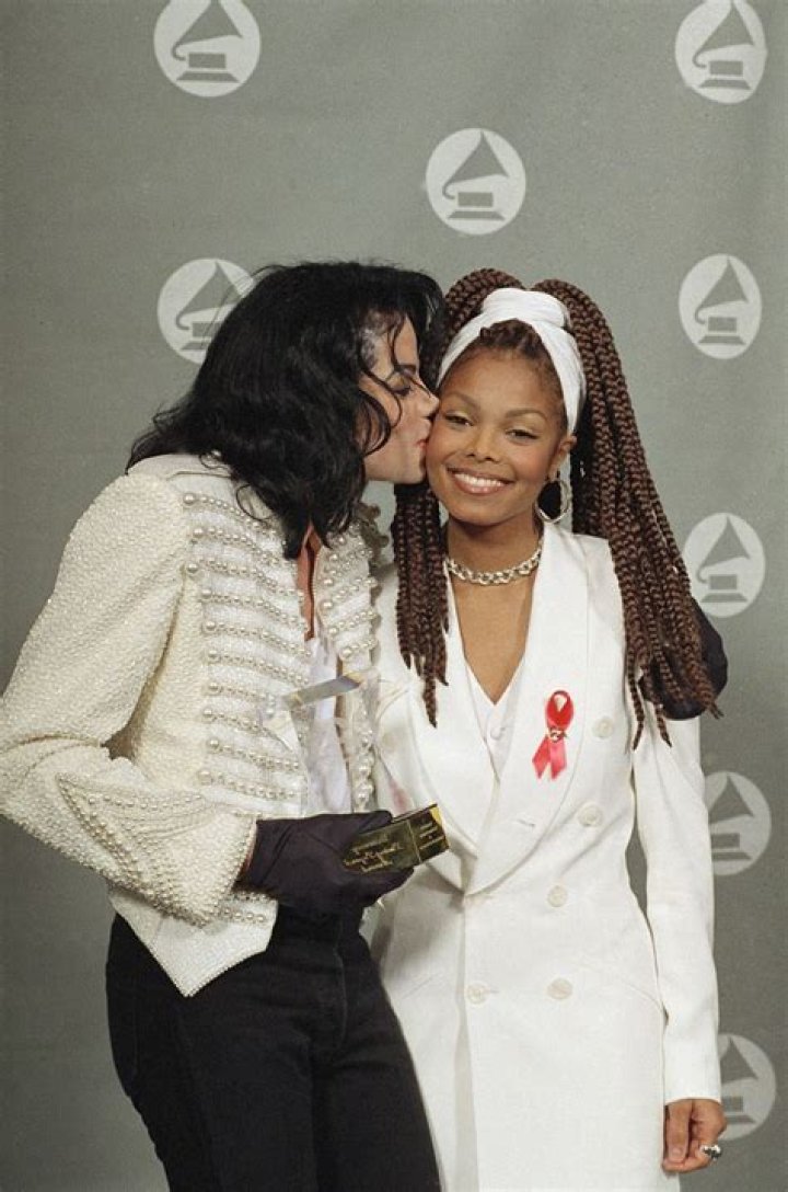 Janet Jackson Reveals She Misses Michael Jackson On His Birthday – Hollywood Life