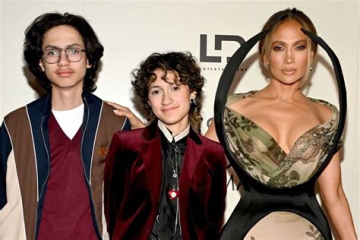 Jennifer Lopez, 51, Rocks Custom Leggings With Twins Max & Emme’s Names On The Back — See Pic