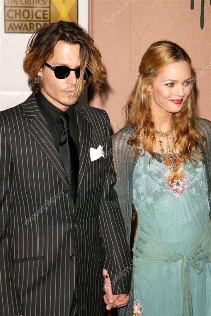 Johnny Depp & Vanessa Paradis Back Together? — Exes Spotted Flirting In LA – Hollywood Life