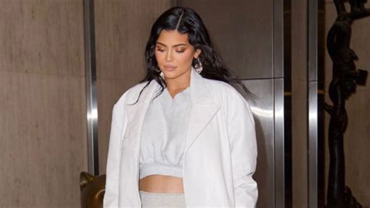 Kylie Jenner & Stormi’s Halloween Decor 2021: Photos – Hollywood Life