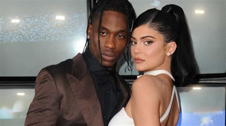 Kylie Jenner & Travis Scott Are ‘Hooking Up’ Again — What She Needs Before Fully Taking Him Back