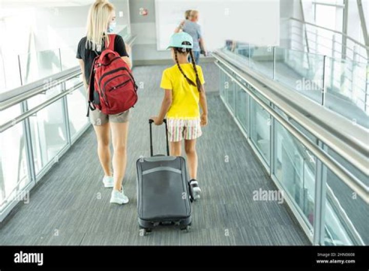 Lamar Doesn’t Show Up To See Daughter At Airport – Hollywood Life