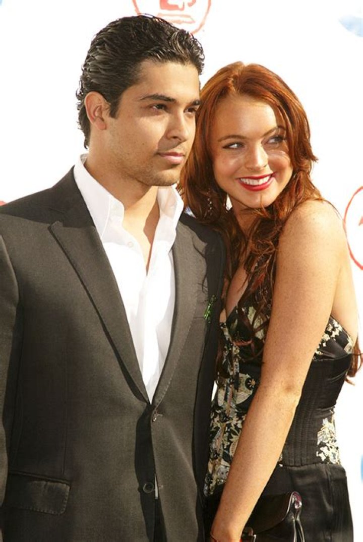 Lindsay Lohan’s Dating History – Hollywood Life