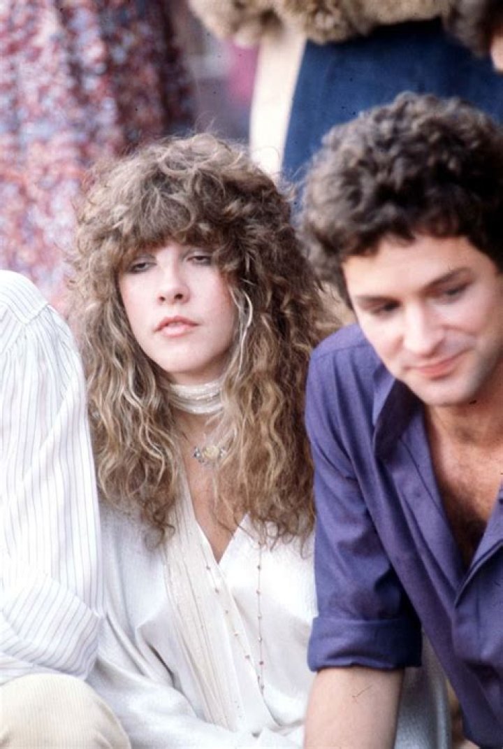 Lindsey Buckingham Says Ex Stevie Nicks May Not Be ‘Over’ Him – Hollywood Life