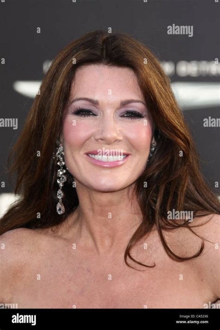 Lisa Vanderpump – Hollywood Life