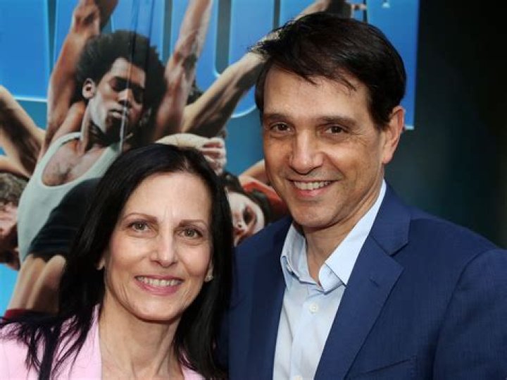 Meet His Spouse Phyllis Fierro – Hollywood Life