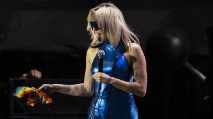 Miley Cyrus Calls Out NSFW Sign About Ex Nick Jonas During Chile Concert: Watch