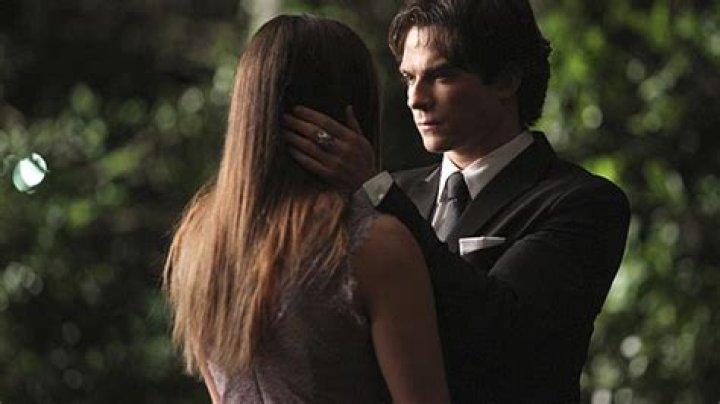 Nina Dobrev’s Final ‘Vampire Diaries’ Scene With Ian Somerhalder Was ‘Beautiful’ – Hollywood Life