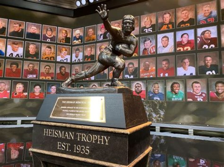 Pics Of The Football Players & Heisman Trophy Winner – Hollywood Life