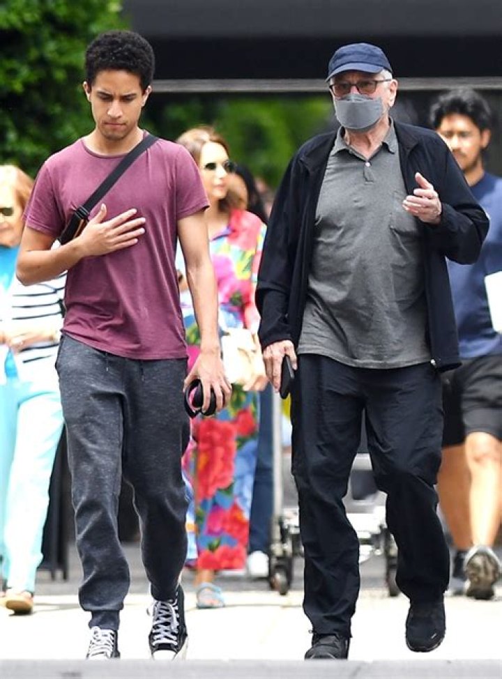 Robert De Niro Bonds With Son Julian In New York City – Hollywood Life