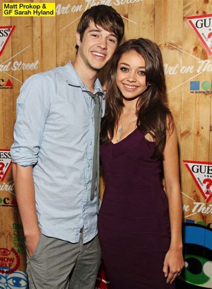Sarah Hyland & Matt Prokop Gush About Living Together!