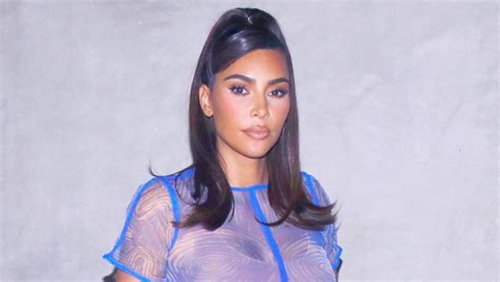 See Celebrities In See-Through Shirts – Hollywood Life