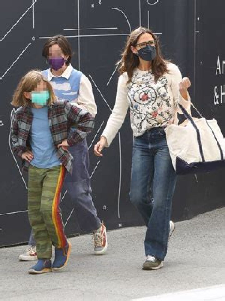 Seraphina Affleck – Hollywood Life