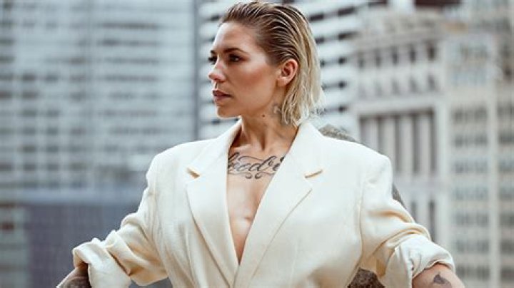 Skylar Grey Discusses New Project ‘Angel With Tattoos’ — Interview – Hollywood Life