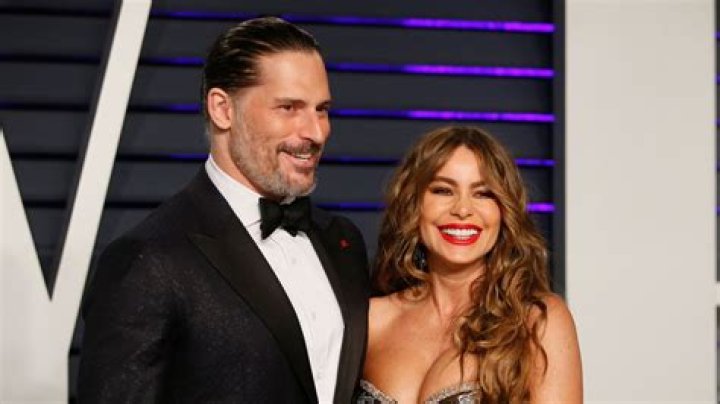 Sofia Vergara Ditches Wedding Ring In 1st Public Photo Since Joe Manganiello Divorce News