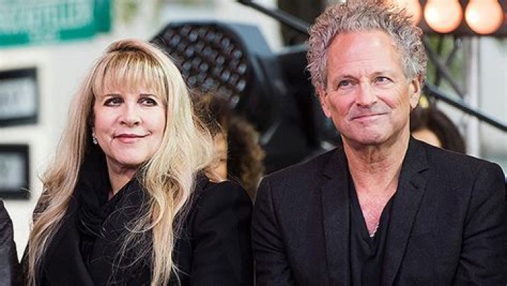 Stevie Nicks & Lindsey Buckingham’s Relationship Through The Years – Hollywood Life