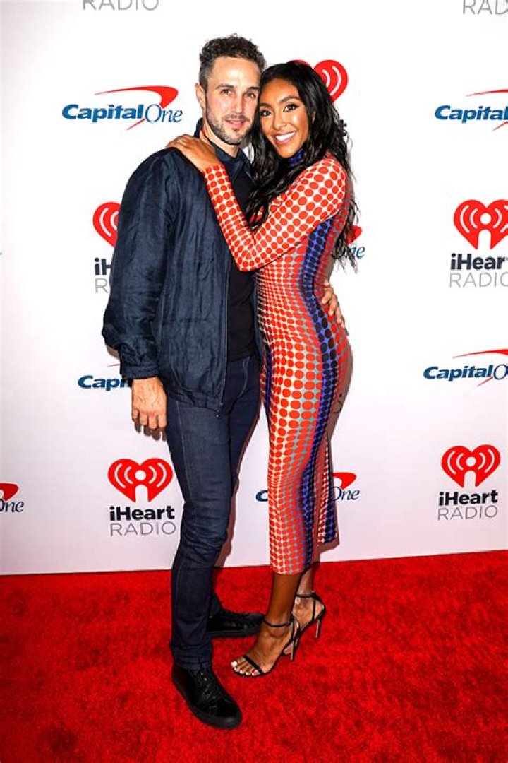 Tayshia Adams & Zac Clark Split & End Engagement – Hollywood Life