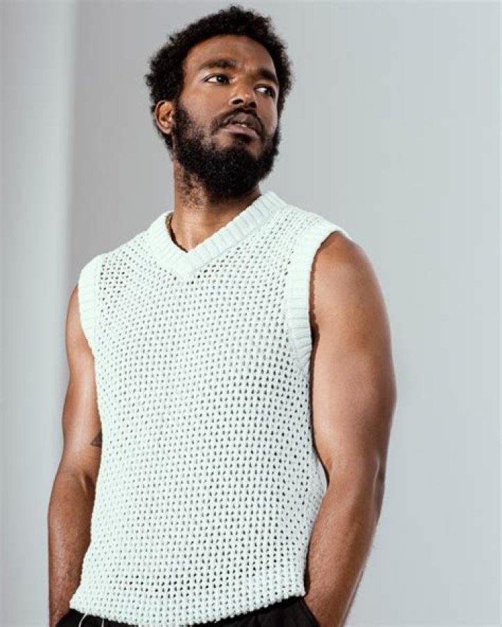 Who Is BRELAND? 5 Things to Know About the ‘My Truck’ Singer – Hollywood Life