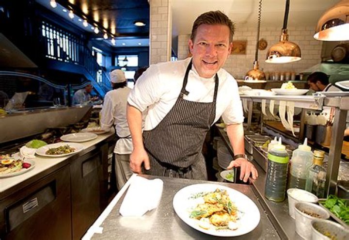 Who Is Tyler Florence? 5 Things On Celebrity Chef On ‘Special Forces’ – Hollywood Life
