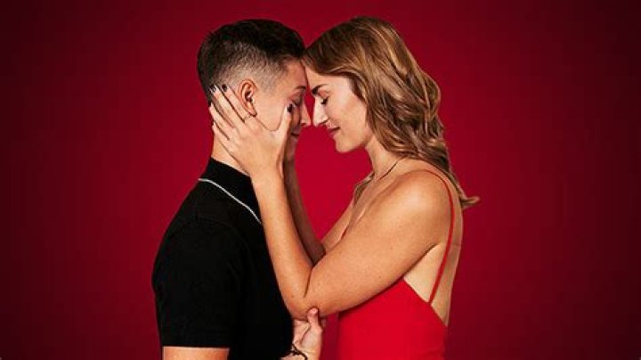 Who Is Vanessa Papa? – Hollywood Life